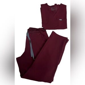 Burgendy Catarina One-Pocket Scrub Set